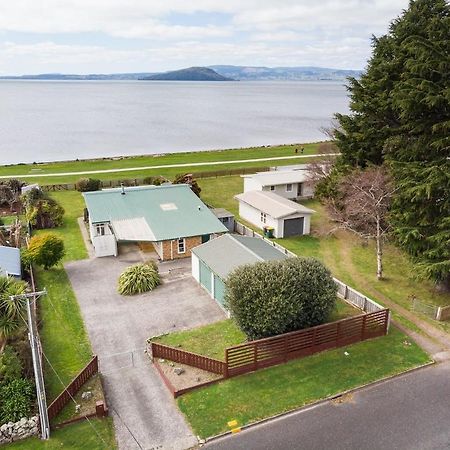 Daydream House, Sunrise, Sunset Views Across Lake Rotorua Exteriör bild